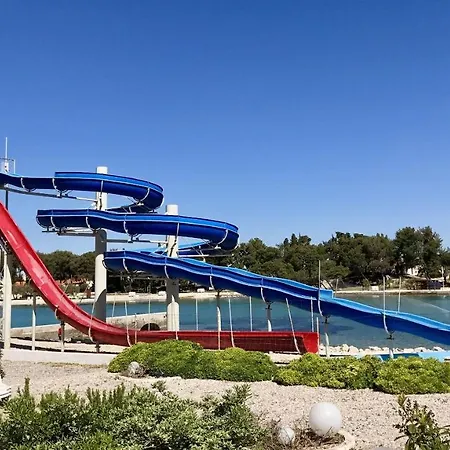 Kirigin Lägenhet Supetar